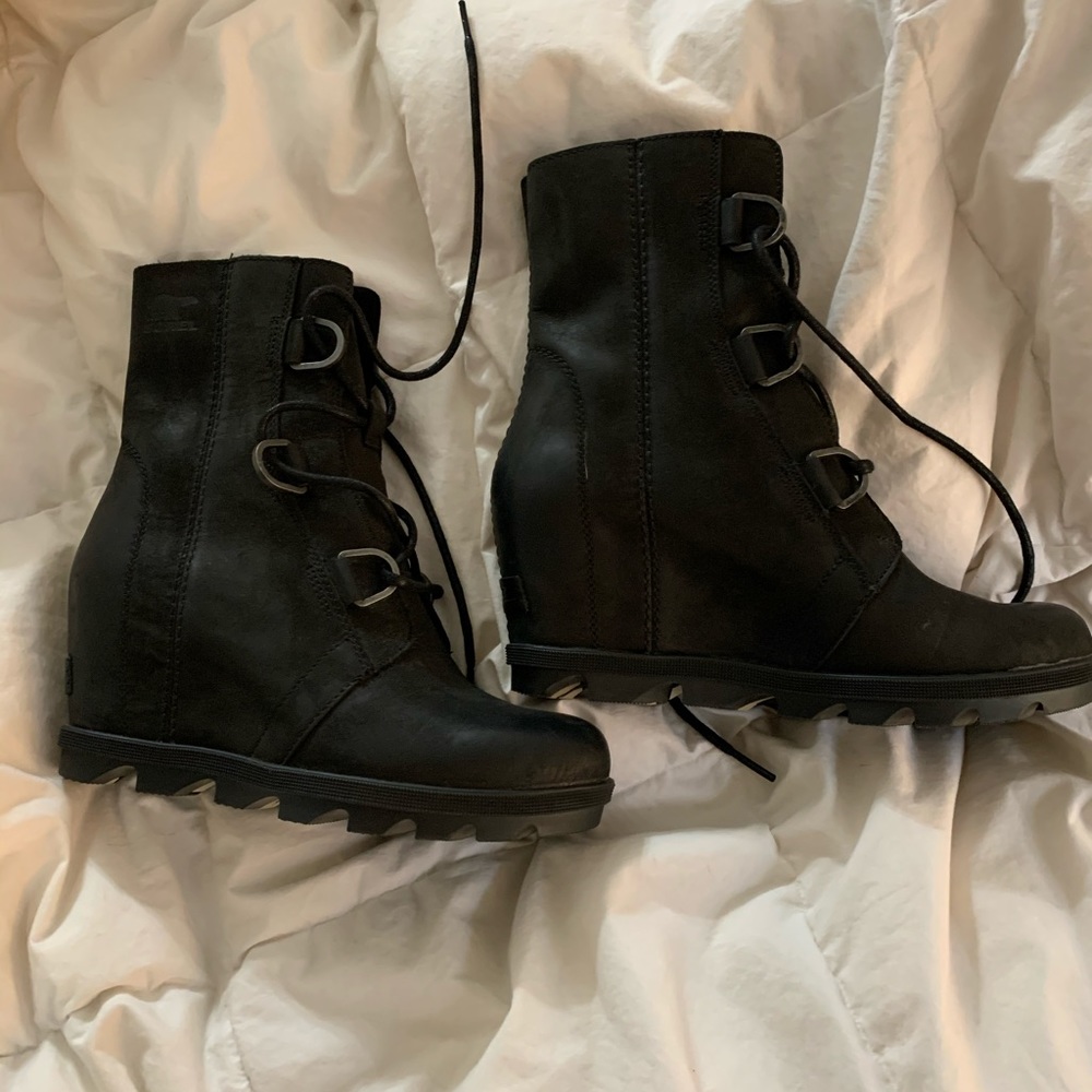 Sorel Joan Of Arctic Wedge II Boot in BLACK